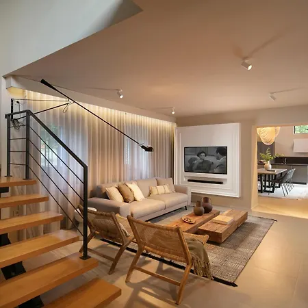 Baracchi Villa *